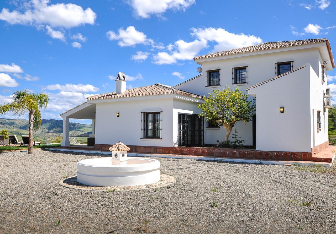 El Capricho Villa Rural Caminito Del Rey Alora Exterior photo
